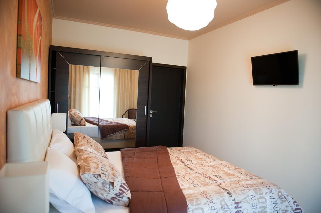 Serenita Apartments Ermones Extérieur photo